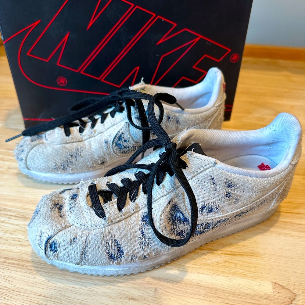 Nike Classic Cortez x Stranger Things “Upside Down” sneakers sz 4